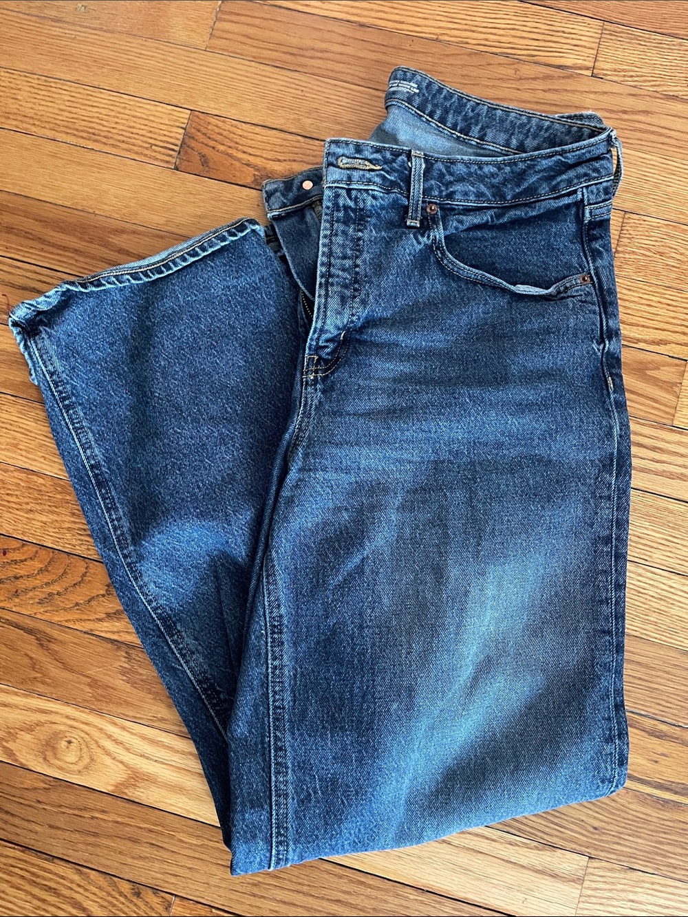 Old Navy Women’s Sky-Hi Wide Leg Jeans